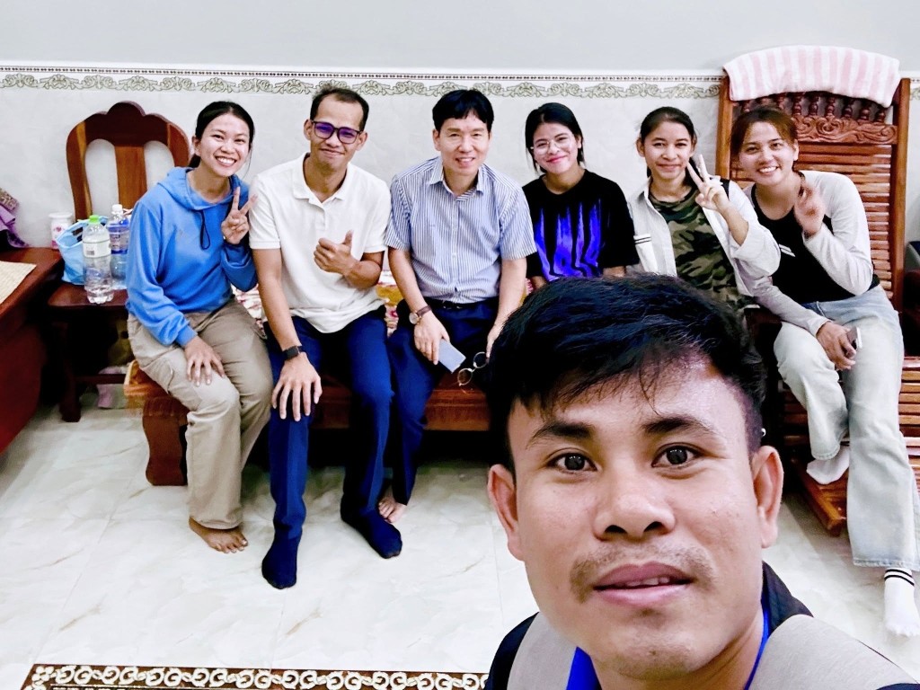 ការអធិស្ឋាន និងការប្រកបគ្នា