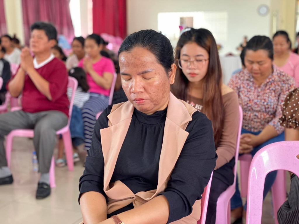 រួមចិត្តគ្នាក្នុងការអធិស្ឋានសម្រាប់ការភ្ញាក់រលឹកនៅកម្ពុជា